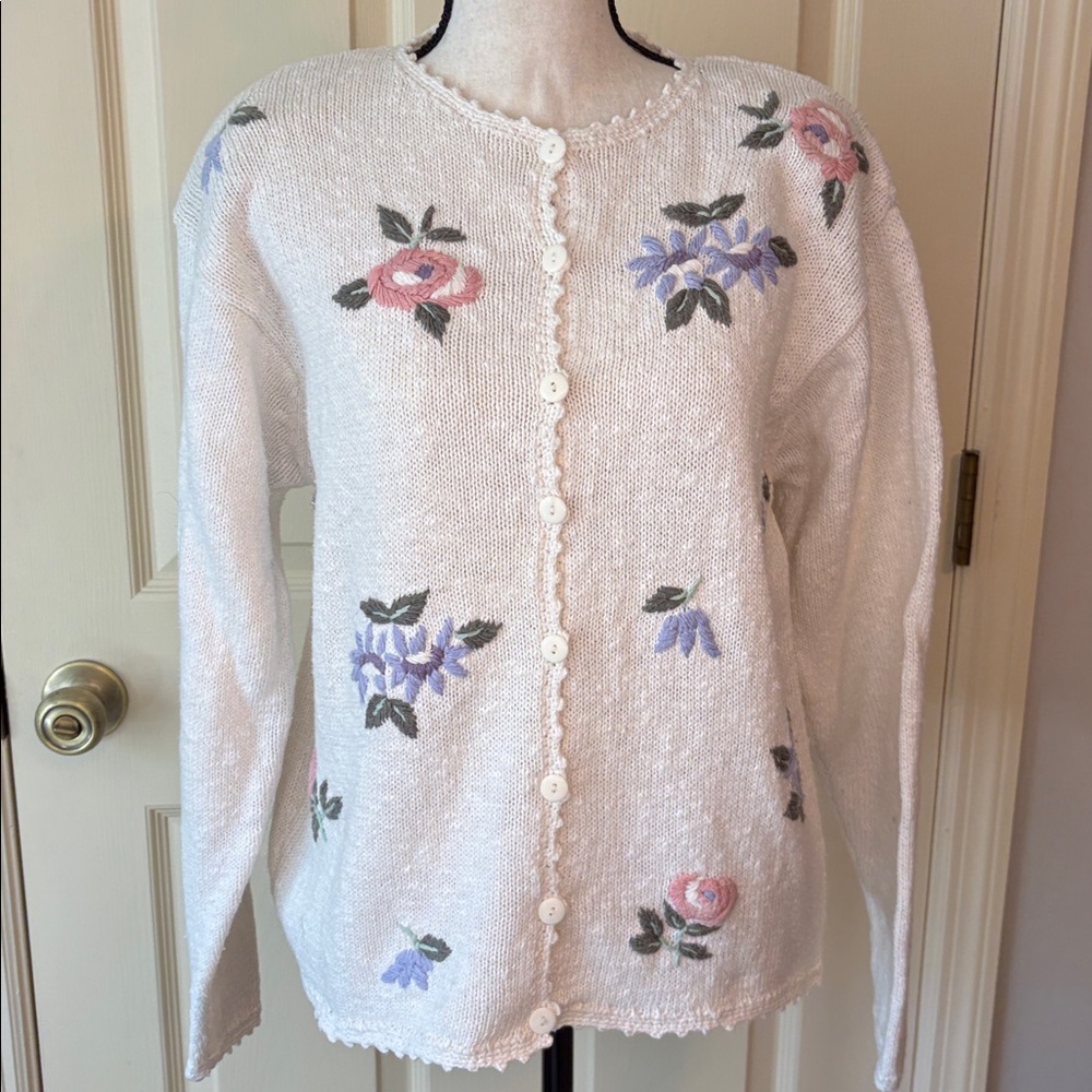 Vtg 90s Embroidered Floral Cardigan Sweater Milano Design Group Cotton size L
